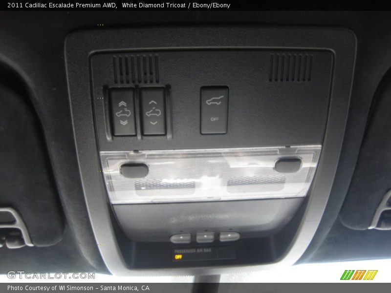 White Diamond Tricoat / Ebony/Ebony 2011 Cadillac Escalade Premium AWD