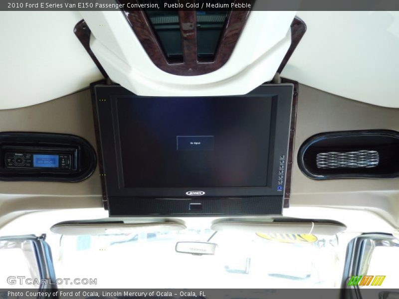 Pueblo Gold / Medium Pebble 2010 Ford E Series Van E150 Passenger Conversion