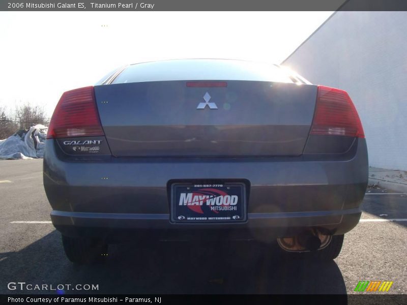 Titanium Pearl / Gray 2006 Mitsubishi Galant ES