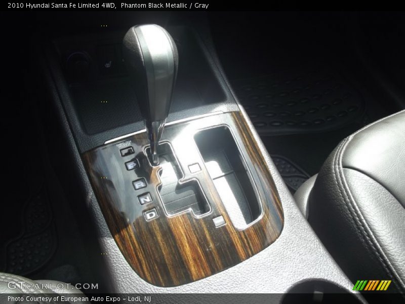 Phantom Black Metallic / Gray 2010 Hyundai Santa Fe Limited 4WD