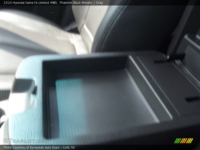 Phantom Black Metallic / Gray 2010 Hyundai Santa Fe Limited 4WD