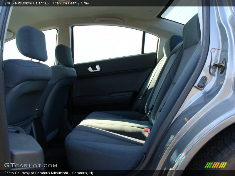 Titanium Pearl / Gray 2006 Mitsubishi Galant ES