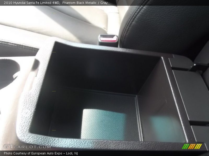 Phantom Black Metallic / Gray 2010 Hyundai Santa Fe Limited 4WD