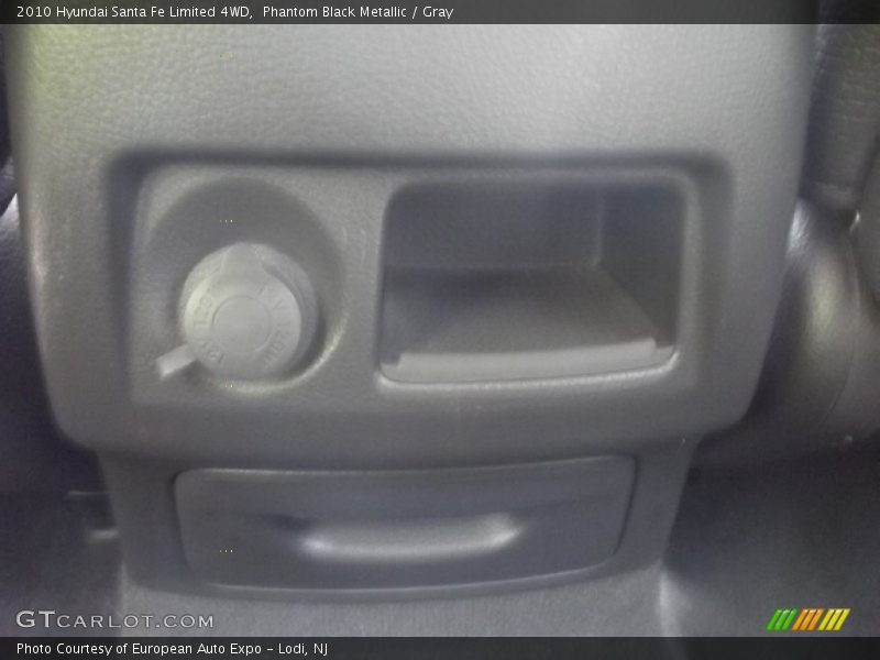 Phantom Black Metallic / Gray 2010 Hyundai Santa Fe Limited 4WD