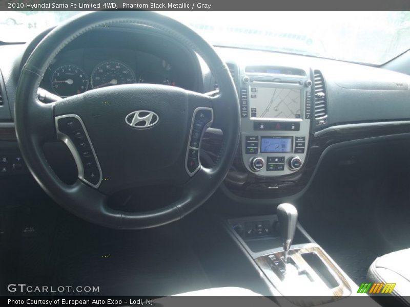 Phantom Black Metallic / Gray 2010 Hyundai Santa Fe Limited 4WD