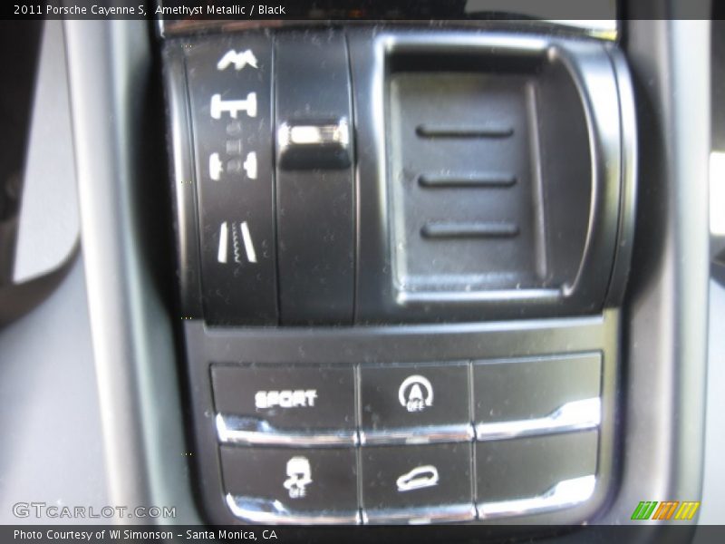 Amethyst Metallic / Black 2011 Porsche Cayenne S