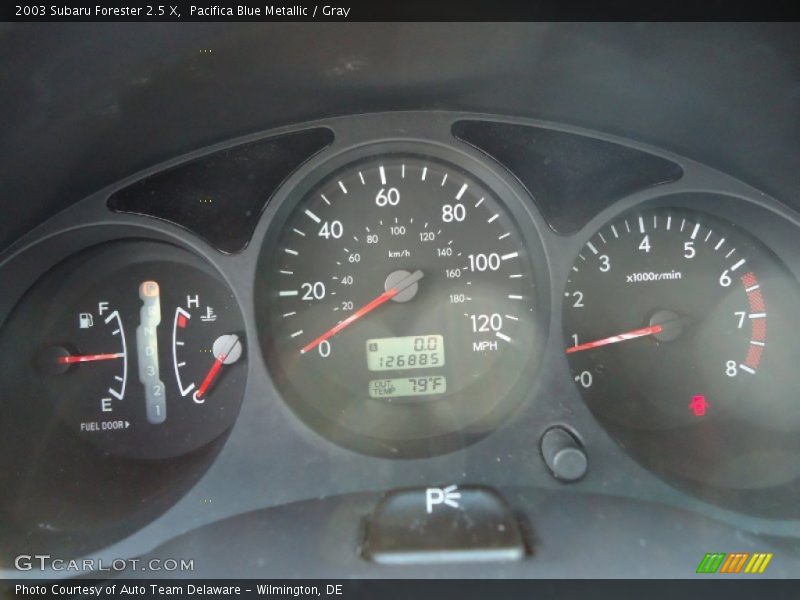 Pacifica Blue Metallic / Gray 2003 Subaru Forester 2.5 X