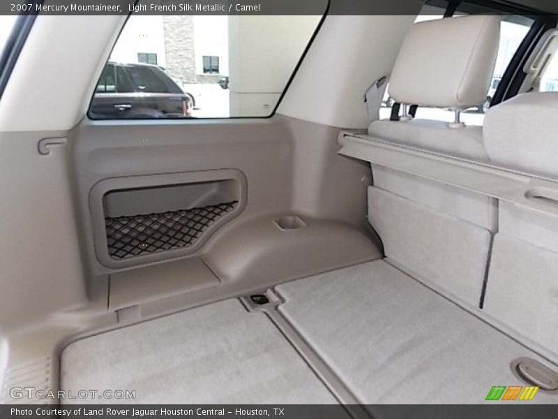  2007 Mountaineer  Trunk