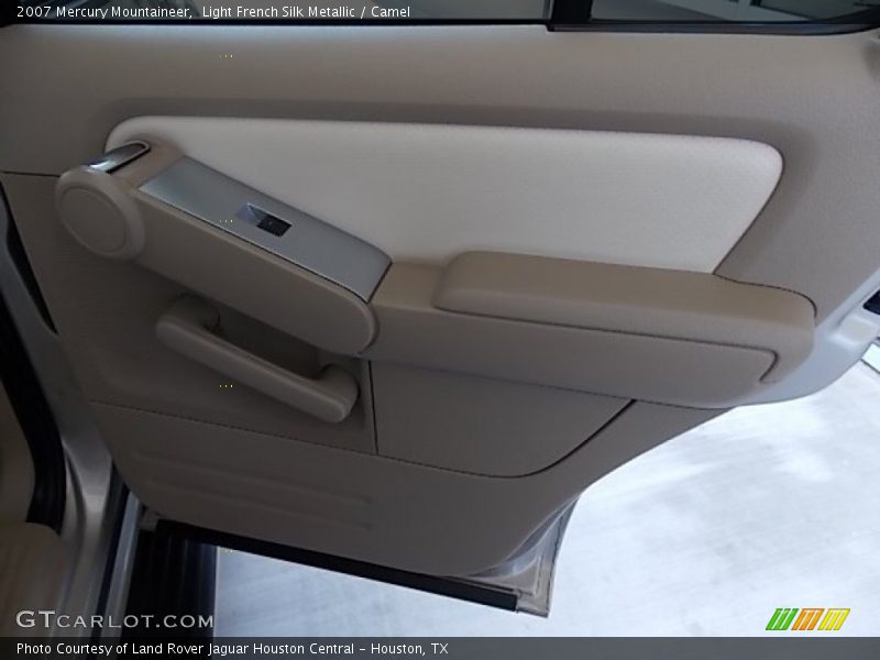 Light French Silk Metallic / Camel 2007 Mercury Mountaineer