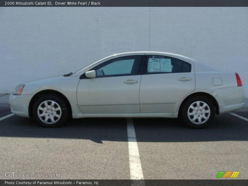 Dover White Pearl / Black 2006 Mitsubishi Galant ES