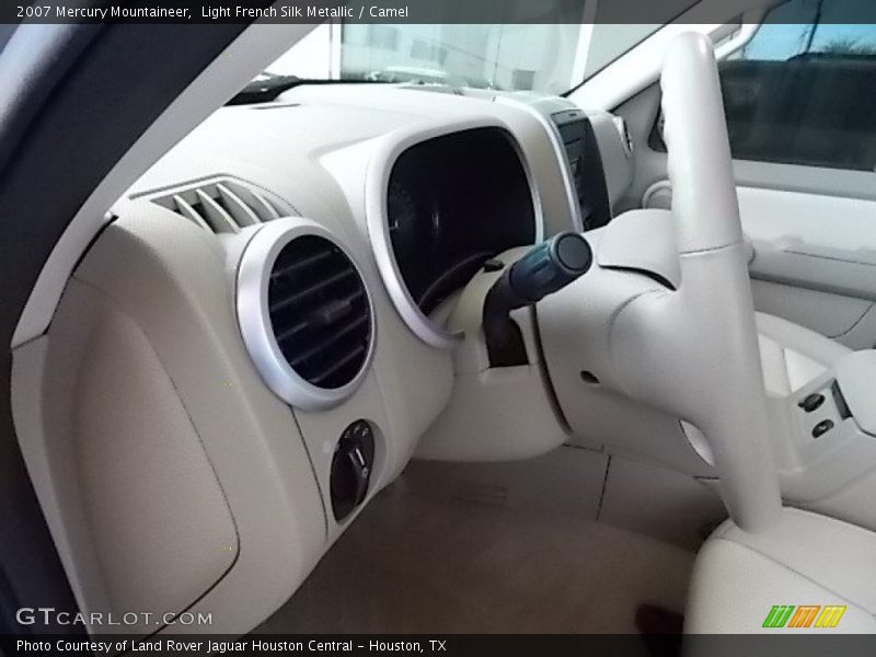 Light French Silk Metallic / Camel 2007 Mercury Mountaineer