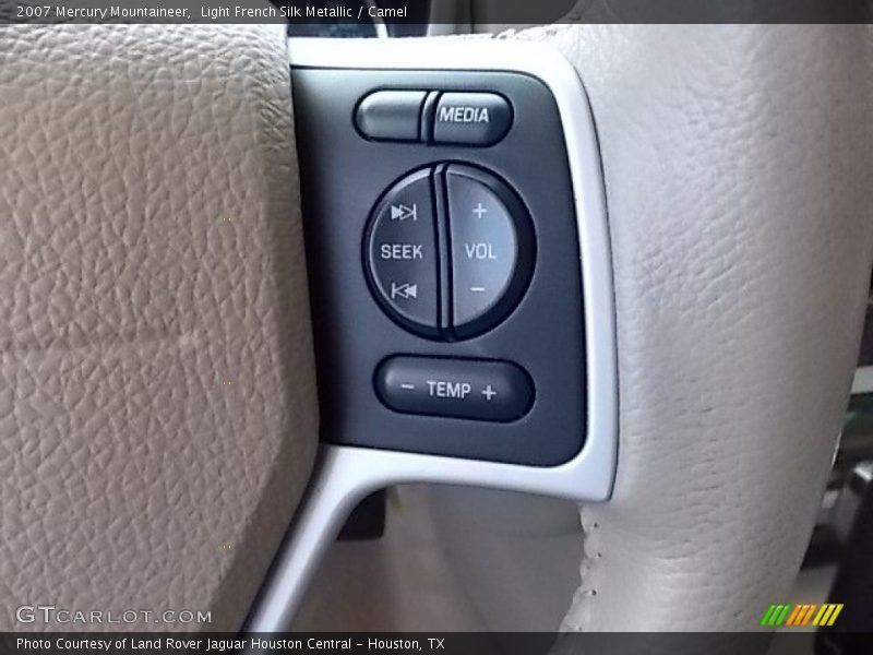 Controls of 2007 Mountaineer 