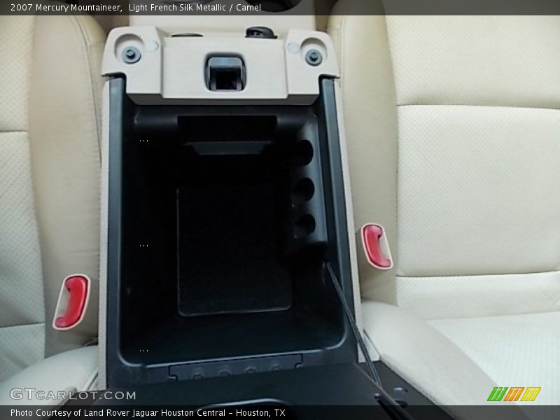 Light French Silk Metallic / Camel 2007 Mercury Mountaineer