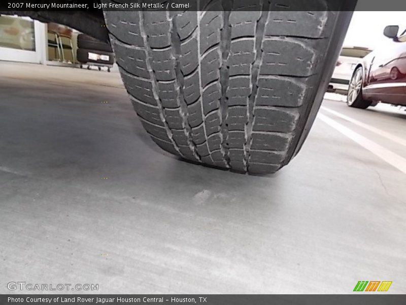 Light French Silk Metallic / Camel 2007 Mercury Mountaineer