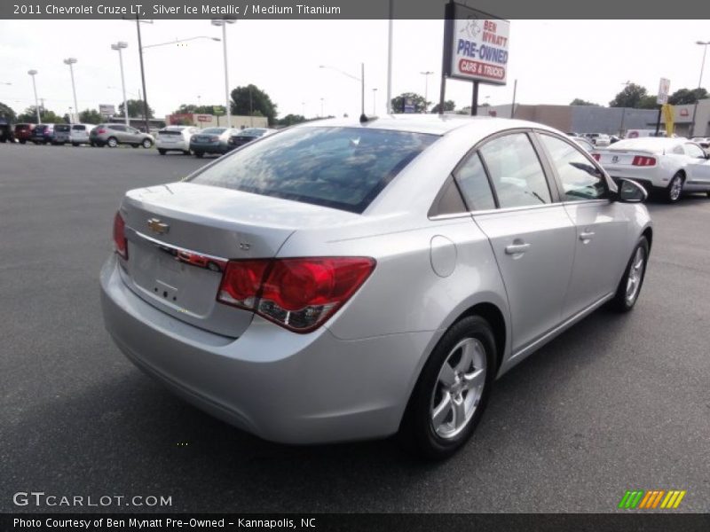 Silver Ice Metallic / Medium Titanium 2011 Chevrolet Cruze LT