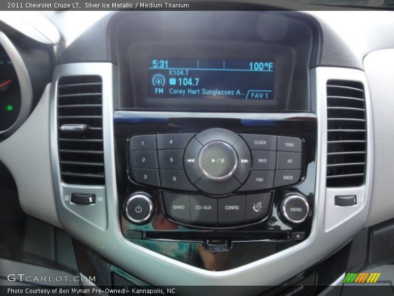 Silver Ice Metallic / Medium Titanium 2011 Chevrolet Cruze LT