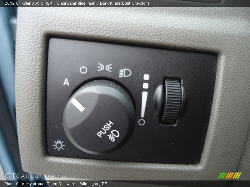 Clearwater Blue Pearl / Dark Khaki/Light Graystone 2009 Chrysler 300 C HEMI