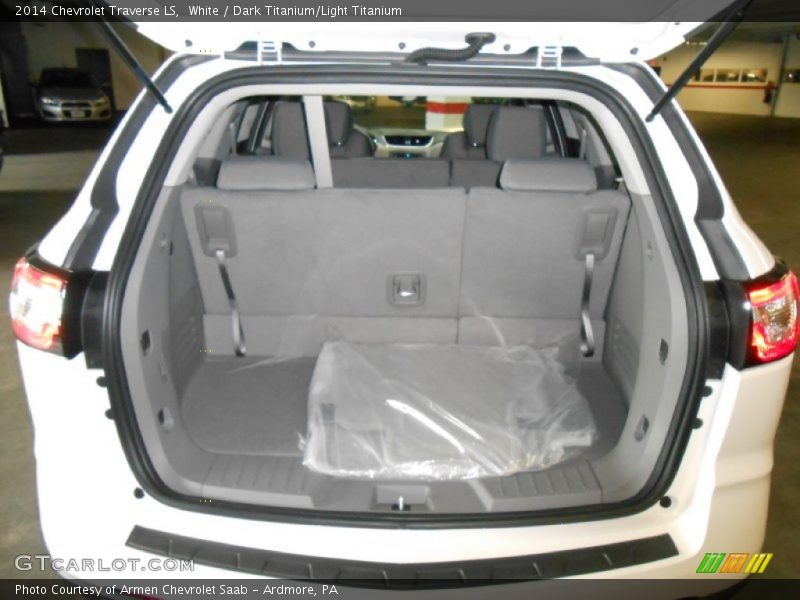 White / Dark Titanium/Light Titanium 2014 Chevrolet Traverse LS