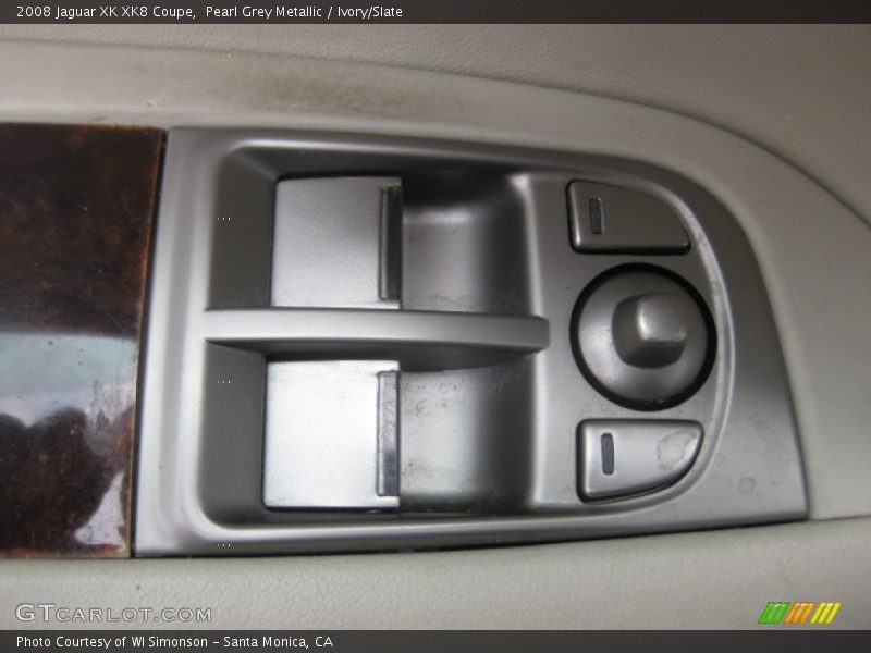 Pearl Grey Metallic / Ivory/Slate 2008 Jaguar XK XK8 Coupe