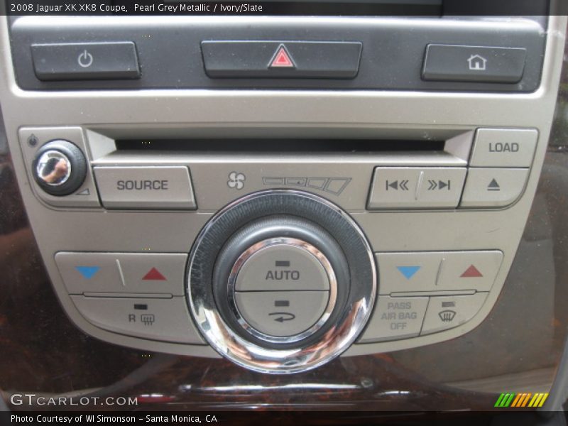 Controls of 2008 XK XK8 Coupe