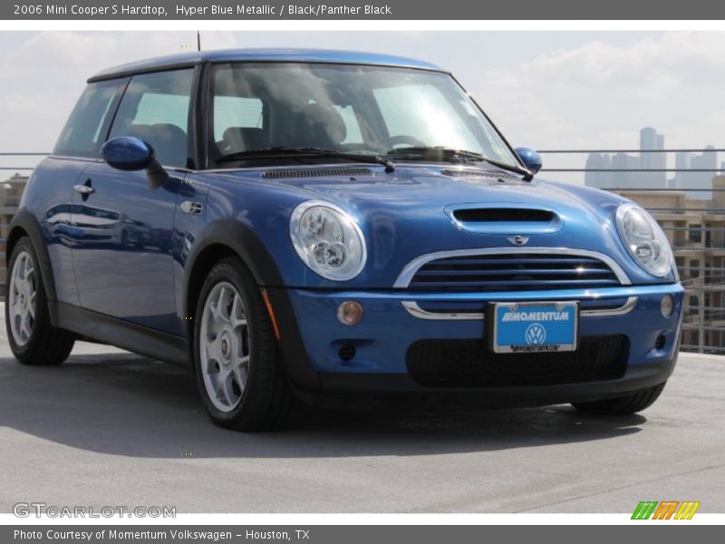 Hyper Blue Metallic / Black/Panther Black 2006 Mini Cooper S Hardtop