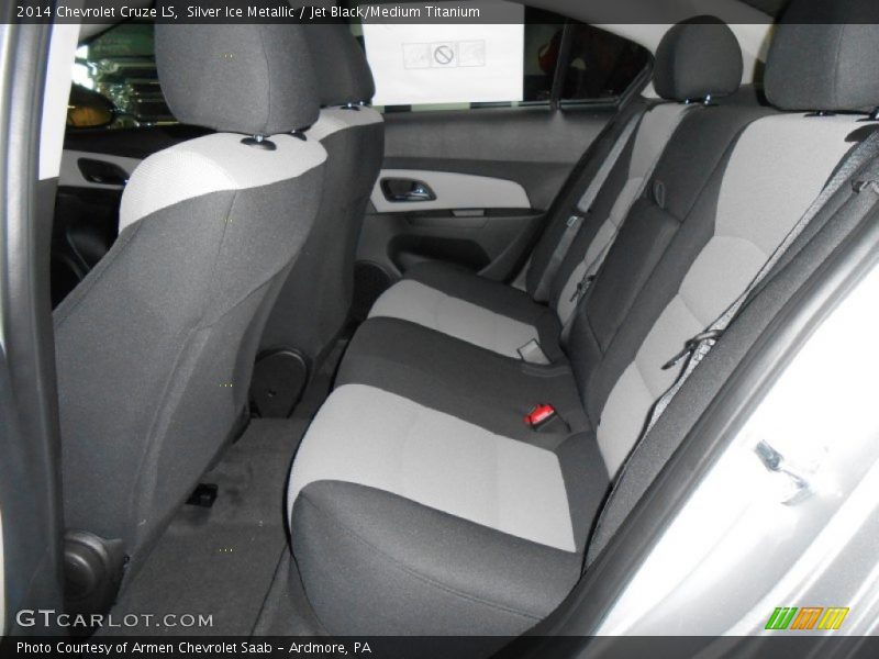Silver Ice Metallic / Jet Black/Medium Titanium 2014 Chevrolet Cruze LS