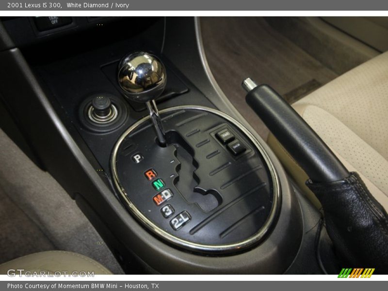White Diamond / Ivory 2001 Lexus IS 300