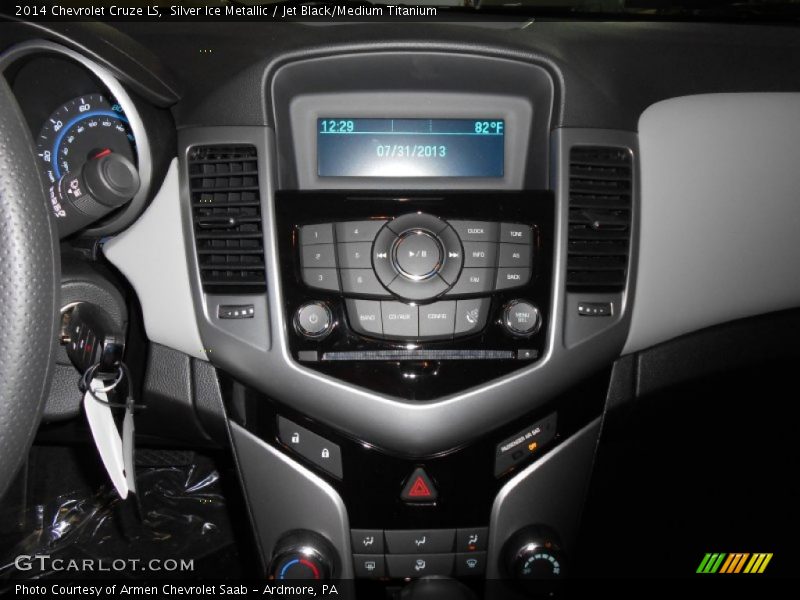 Silver Ice Metallic / Jet Black/Medium Titanium 2014 Chevrolet Cruze LS
