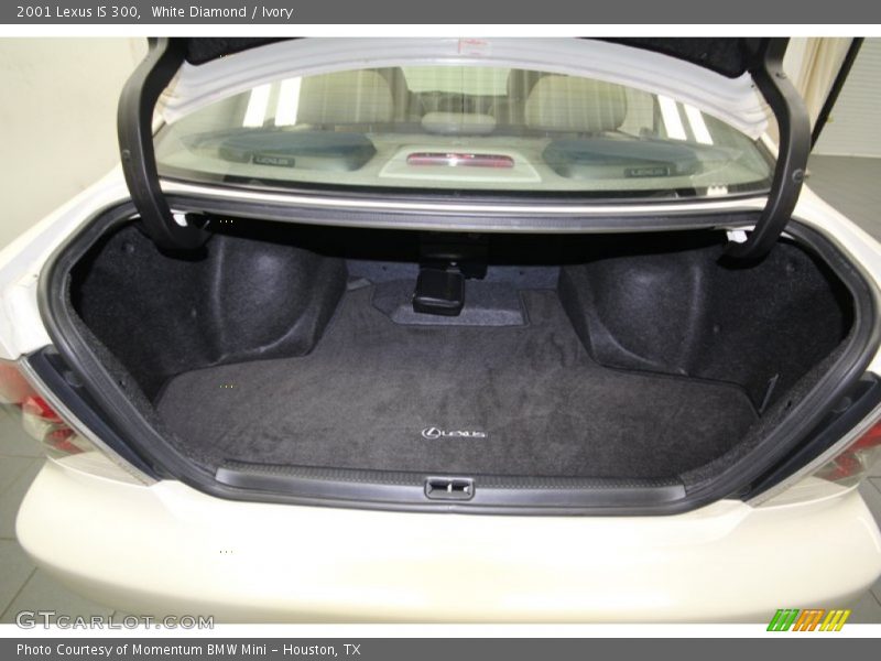 White Diamond / Ivory 2001 Lexus IS 300