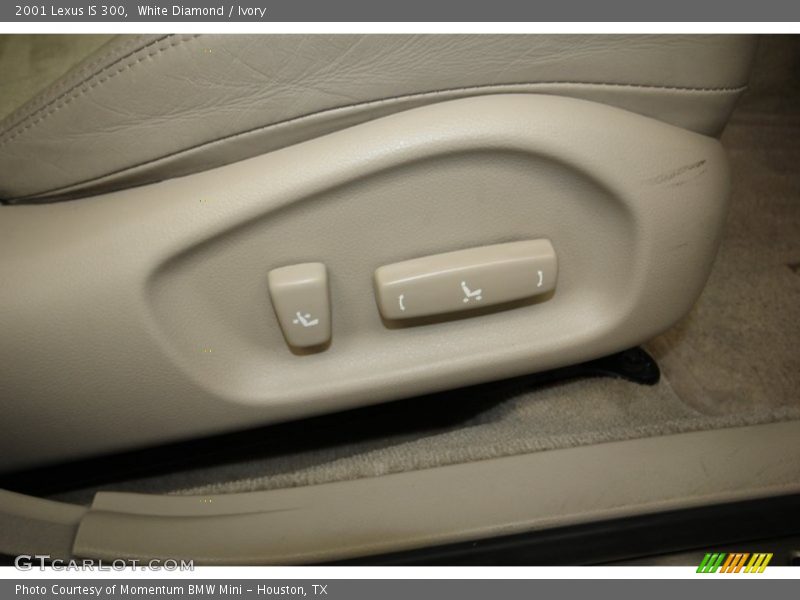 White Diamond / Ivory 2001 Lexus IS 300