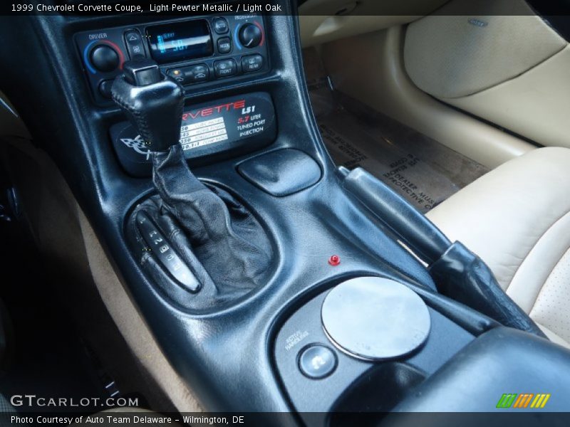 Light Pewter Metallic / Light Oak 1999 Chevrolet Corvette Coupe