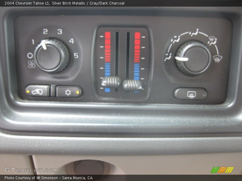 Silver Birch Metallic / Gray/Dark Charcoal 2004 Chevrolet Tahoe LS