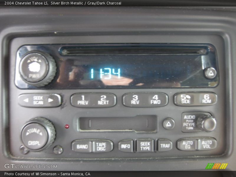 Silver Birch Metallic / Gray/Dark Charcoal 2004 Chevrolet Tahoe LS
