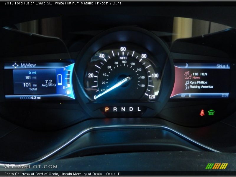 White Platinum Metallic Tri-coat / Dune 2013 Ford Fusion Energi SE