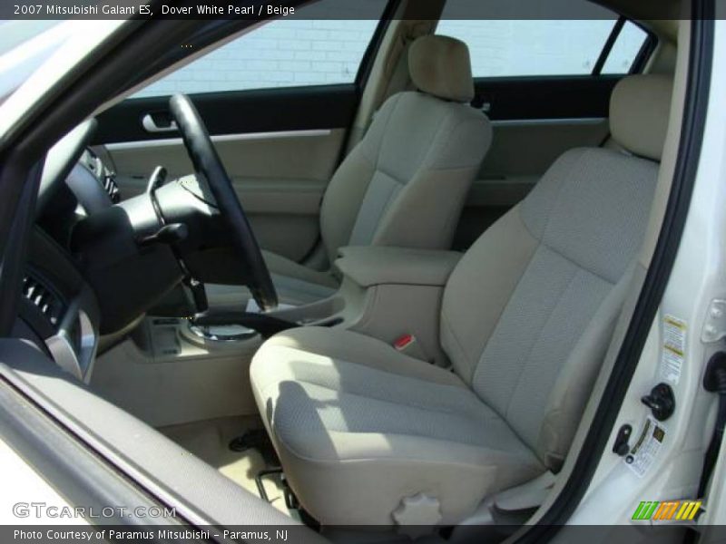 Dover White Pearl / Beige 2007 Mitsubishi Galant ES