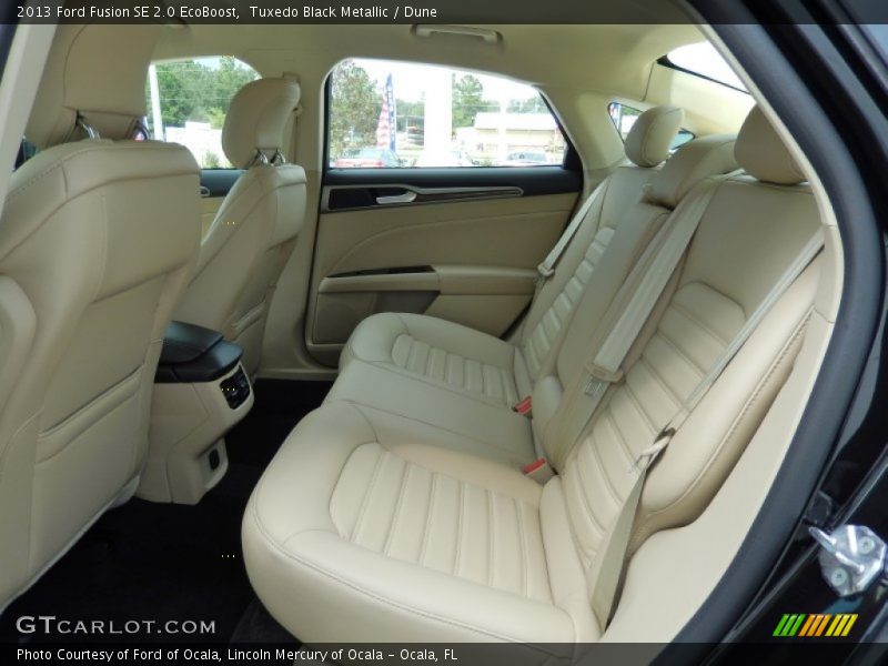 Tuxedo Black Metallic / Dune 2013 Ford Fusion SE 2.0 EcoBoost