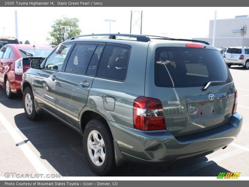 Oasis Green Pearl / Ivory 2005 Toyota Highlander I4