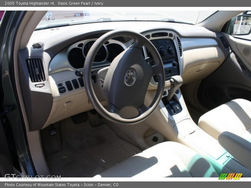 Oasis Green Pearl / Ivory 2005 Toyota Highlander I4