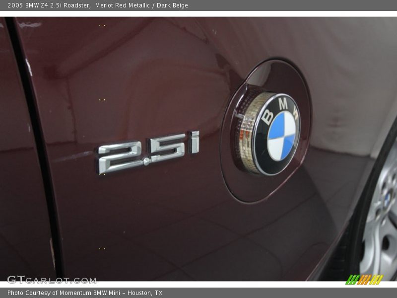  2005 Z4 2.5i Roadster Logo