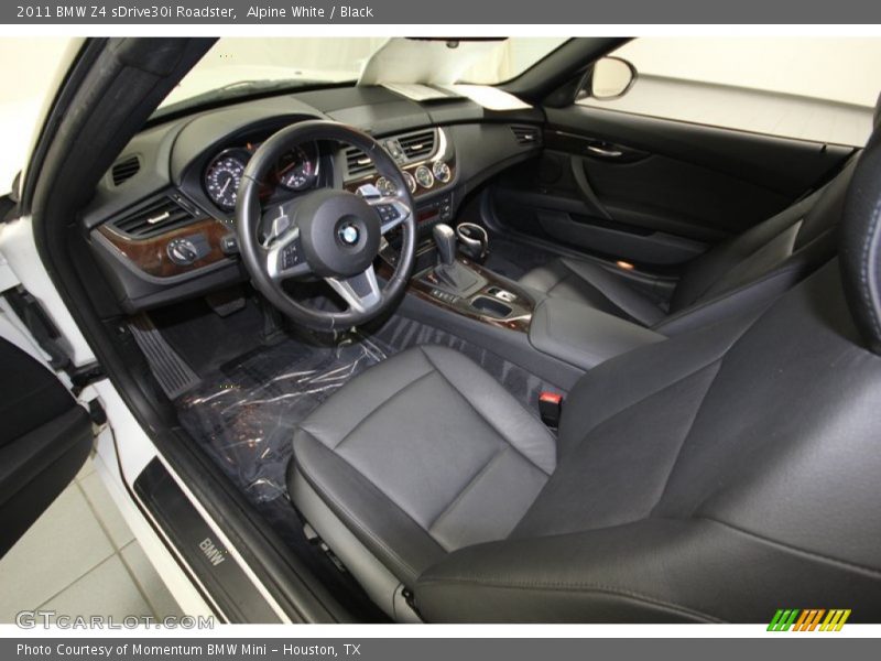 Alpine White / Black 2011 BMW Z4 sDrive30i Roadster