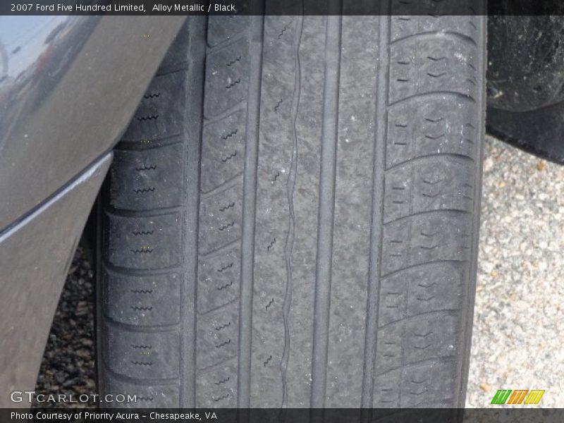 Alloy Metallic / Black 2007 Ford Five Hundred Limited