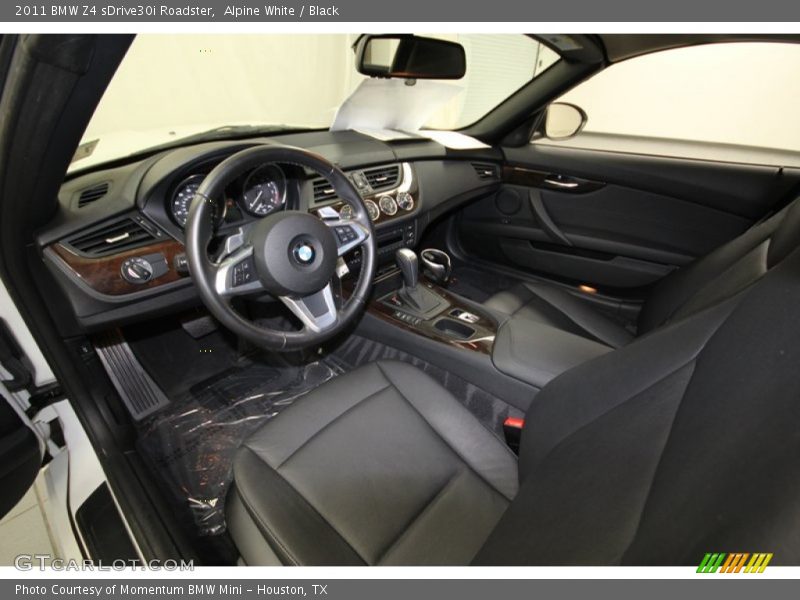 Alpine White / Black 2011 BMW Z4 sDrive30i Roadster