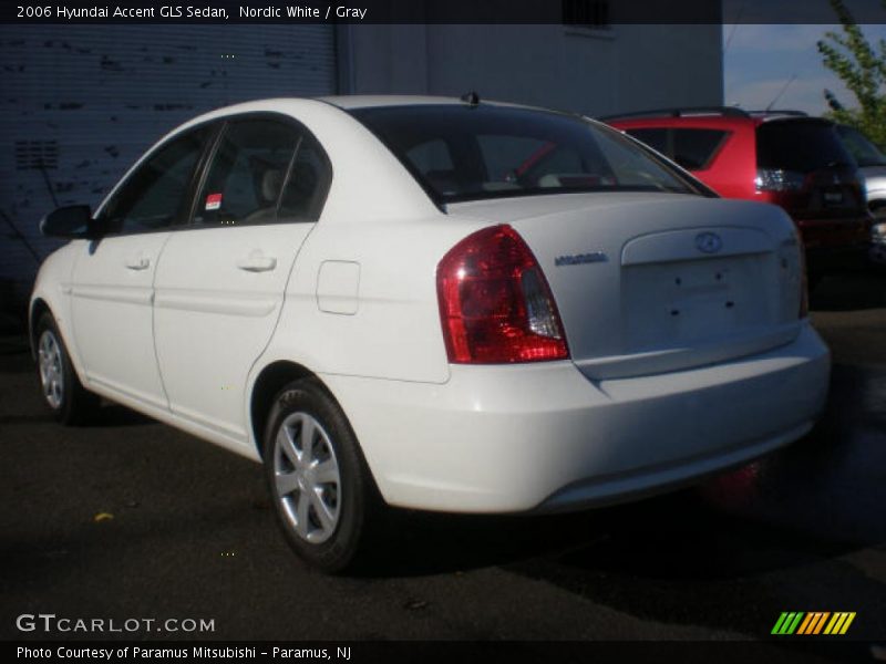 Nordic White / Gray 2006 Hyundai Accent GLS Sedan
