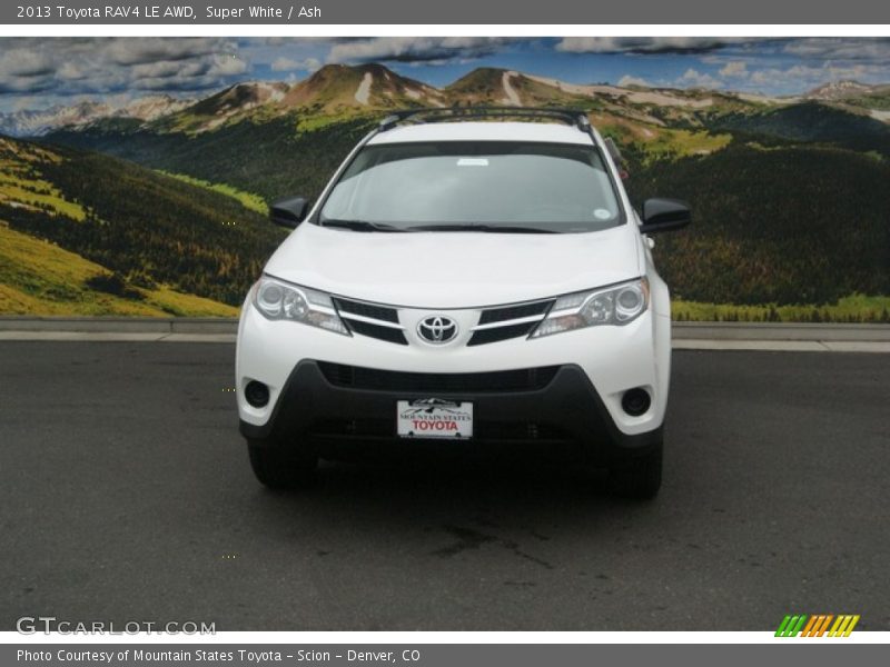 Super White / Ash 2013 Toyota RAV4 LE AWD