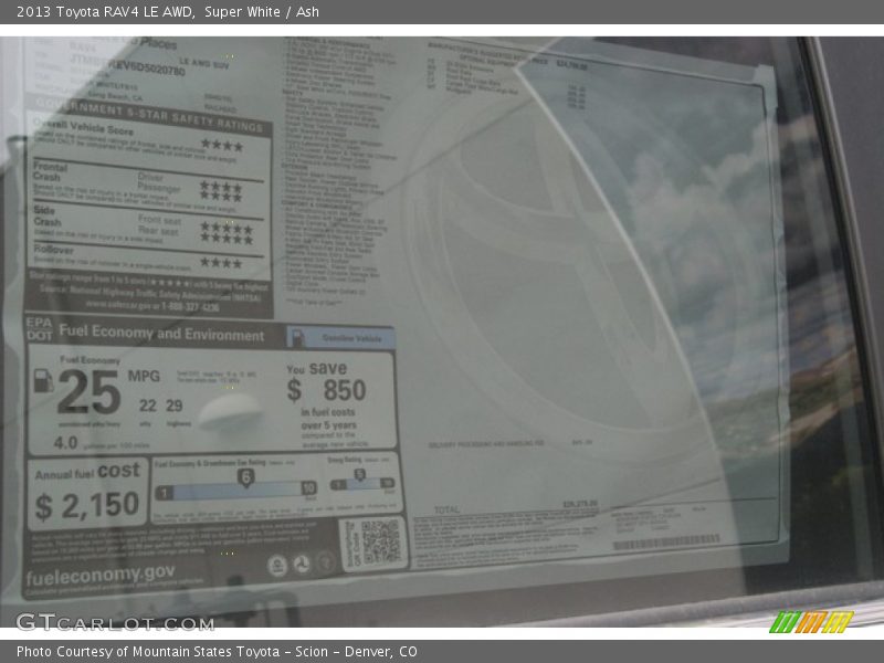 Super White / Ash 2013 Toyota RAV4 LE AWD