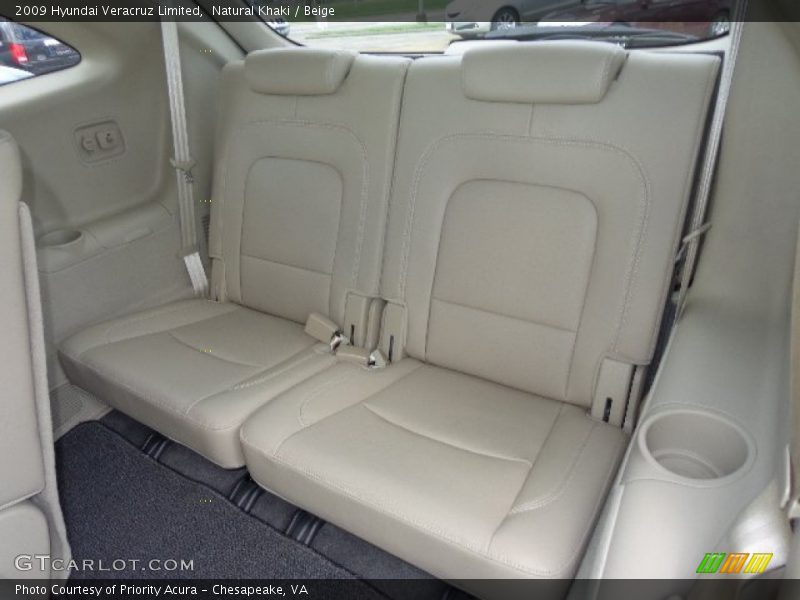 Rear Seat of 2009 Veracruz Limited