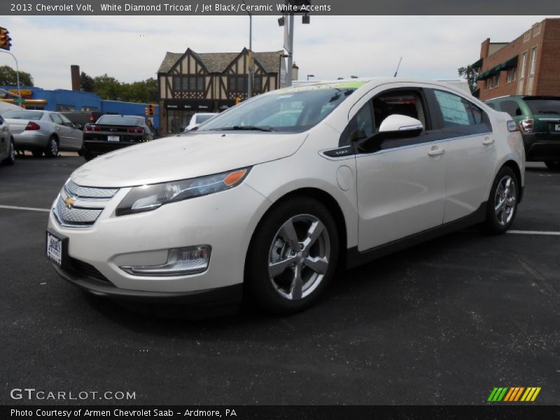 White Diamond Tricoat / Jet Black/Ceramic White Accents 2013 Chevrolet Volt
