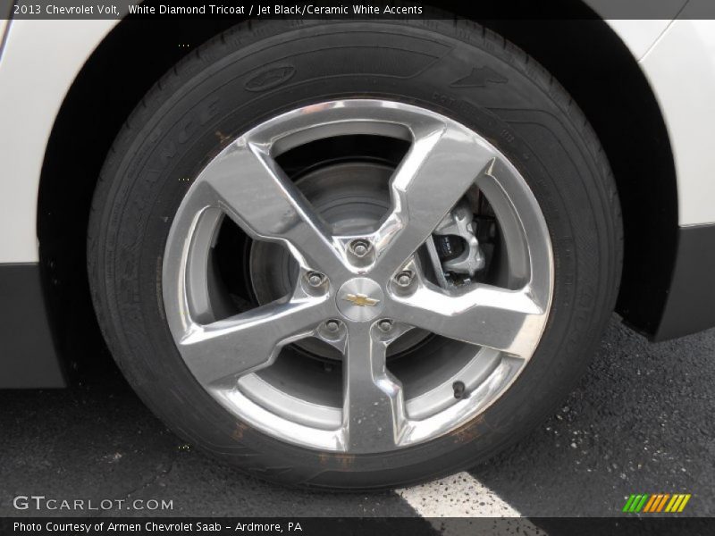 White Diamond Tricoat / Jet Black/Ceramic White Accents 2013 Chevrolet Volt
