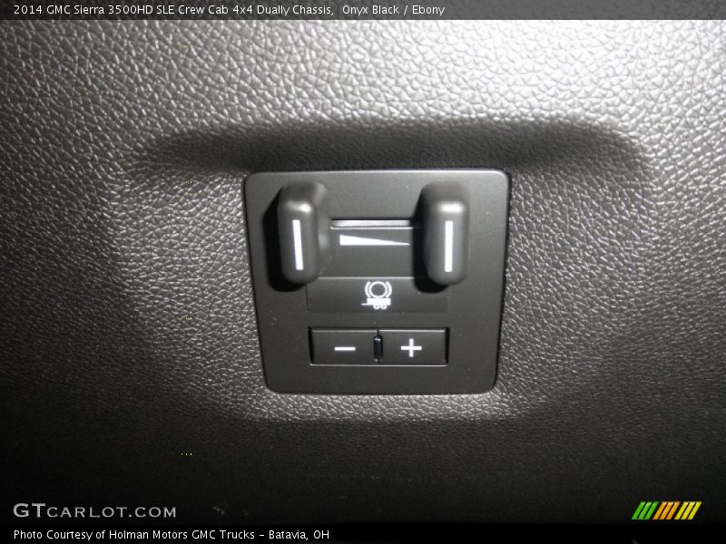 Controls of 2014 Sierra 3500HD SLE Crew Cab 4x4 Dually Chassis