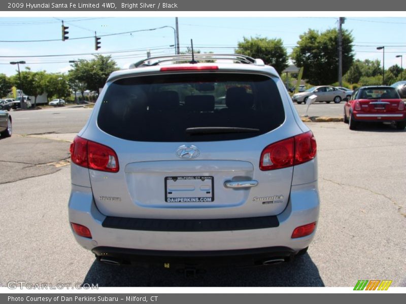 Bright Silver / Black 2009 Hyundai Santa Fe Limited 4WD